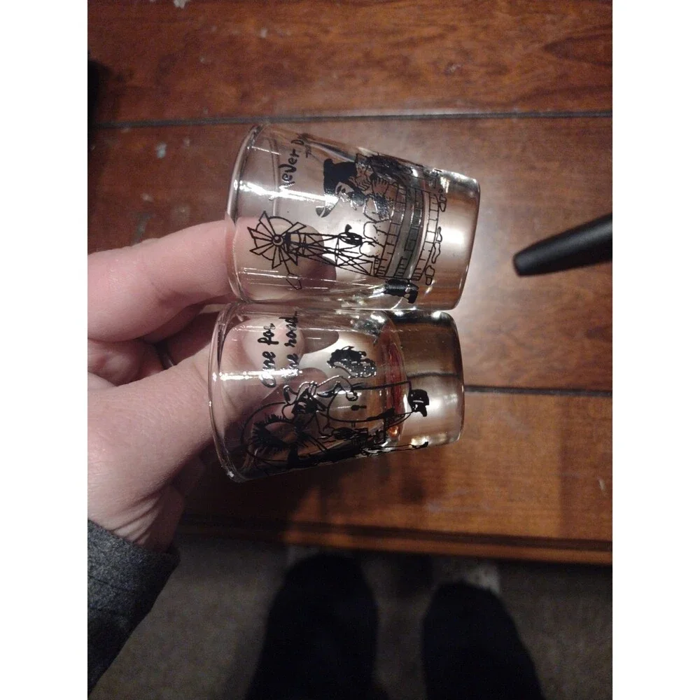 Set of two western shot glasses-g